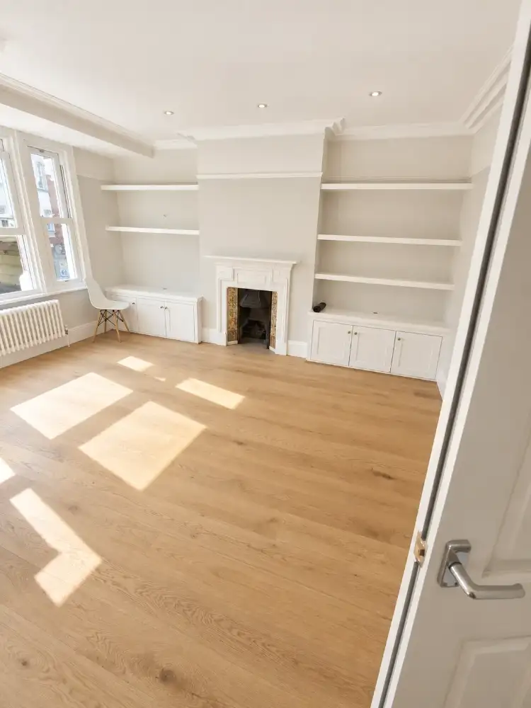 Painting, flooring and skirting in Carlton